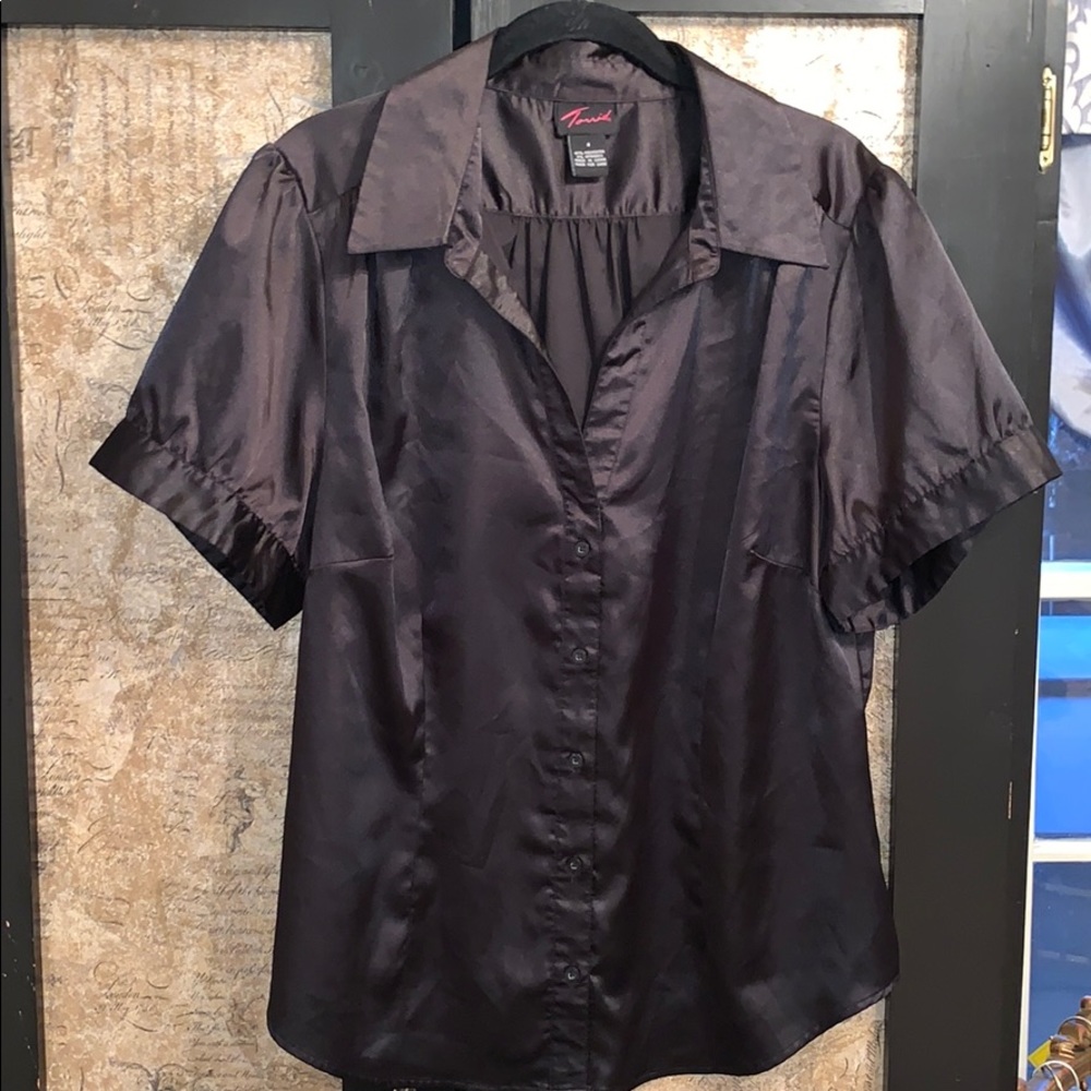 Classy Torrid black blouse